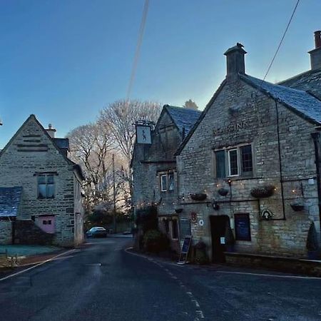 Bear inn Bisley  Exterior foto