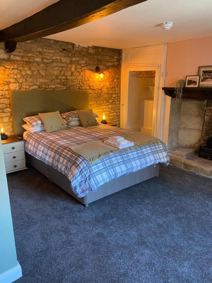 Bear inn Bisley  Exterior foto