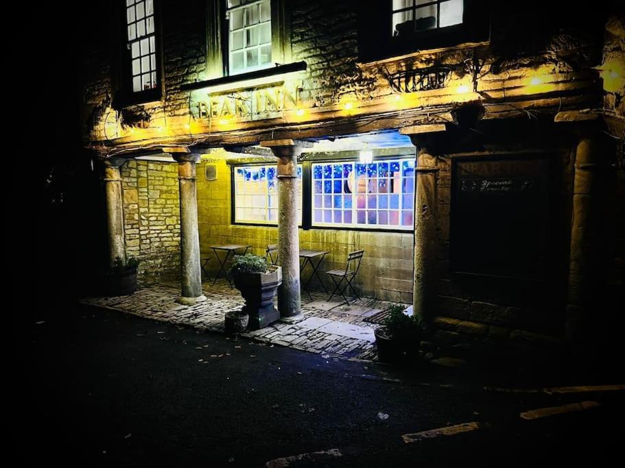 Bear inn Bisley  Exterior foto