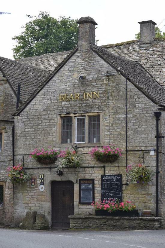 Bear inn Bisley  Exterior foto